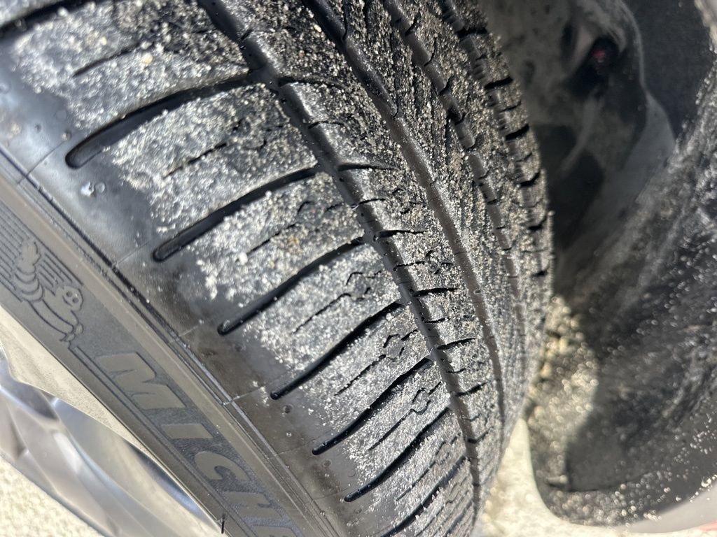 Used 2023 Tesla Model Y Long Range image 33