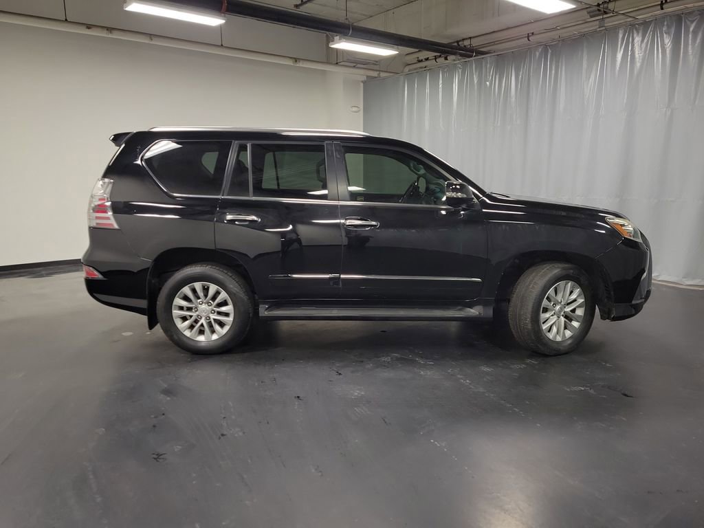 Used 2015 Lexus GX 460 w/ Premium Package image 9