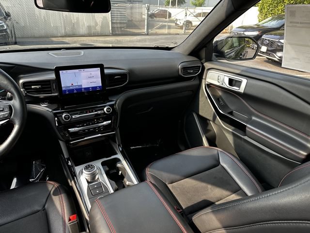 Certified 2023 Ford Explorer ST-Line w/ Class IV Trailer Tow Package AWD/4WD image 17