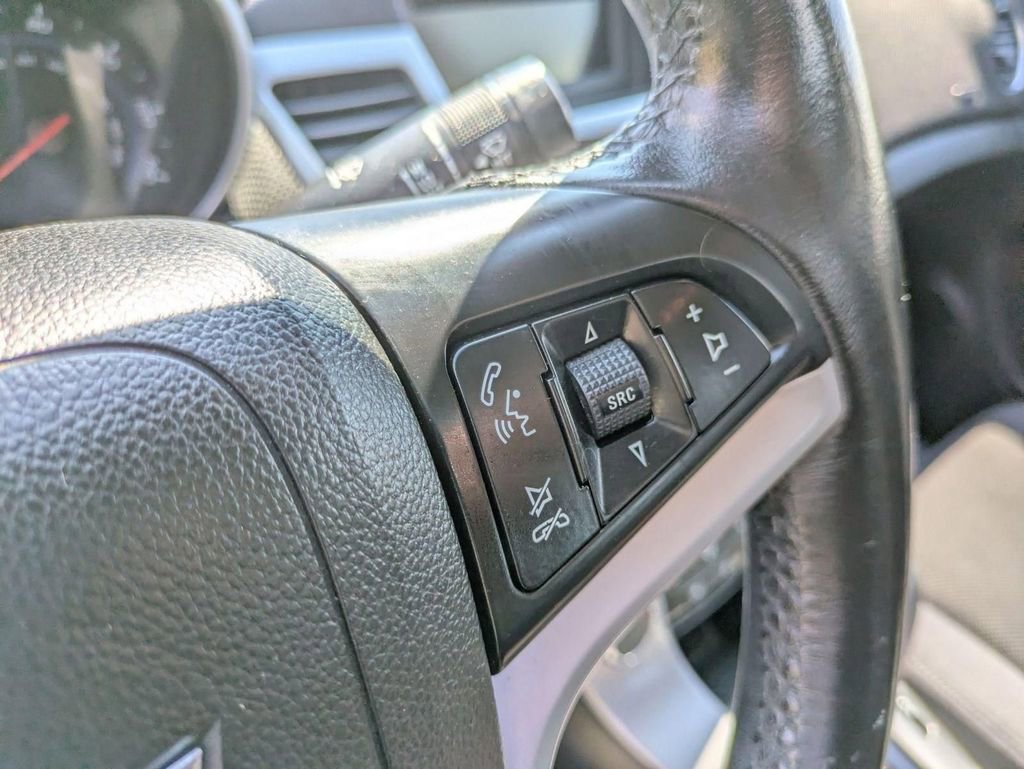 Used 2013 Chevrolet Cruze LT FWD image 18
