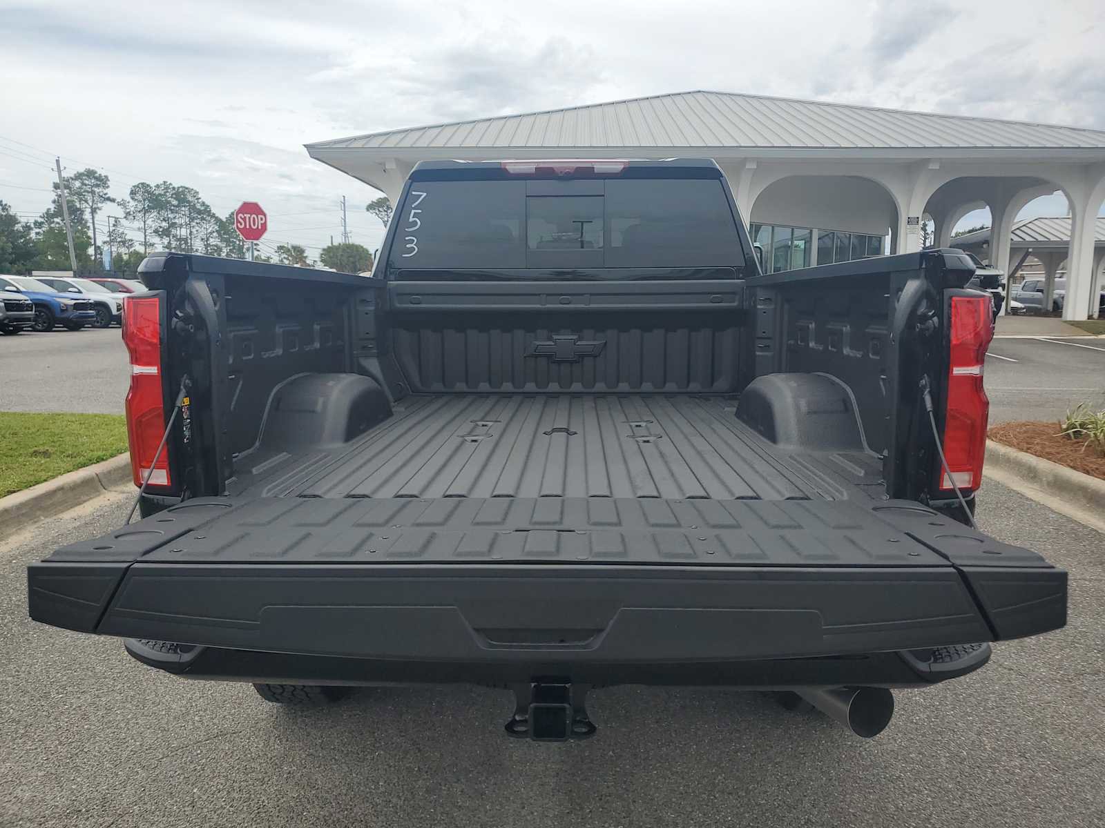 New 2026 Chevrolet Silverado 3500 High Country w/ Technology Package AWD/4WD image 5