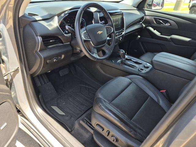 Used 2018 Chevrolet Traverse Premier w/ Driver Confidence II Package FWD image 25