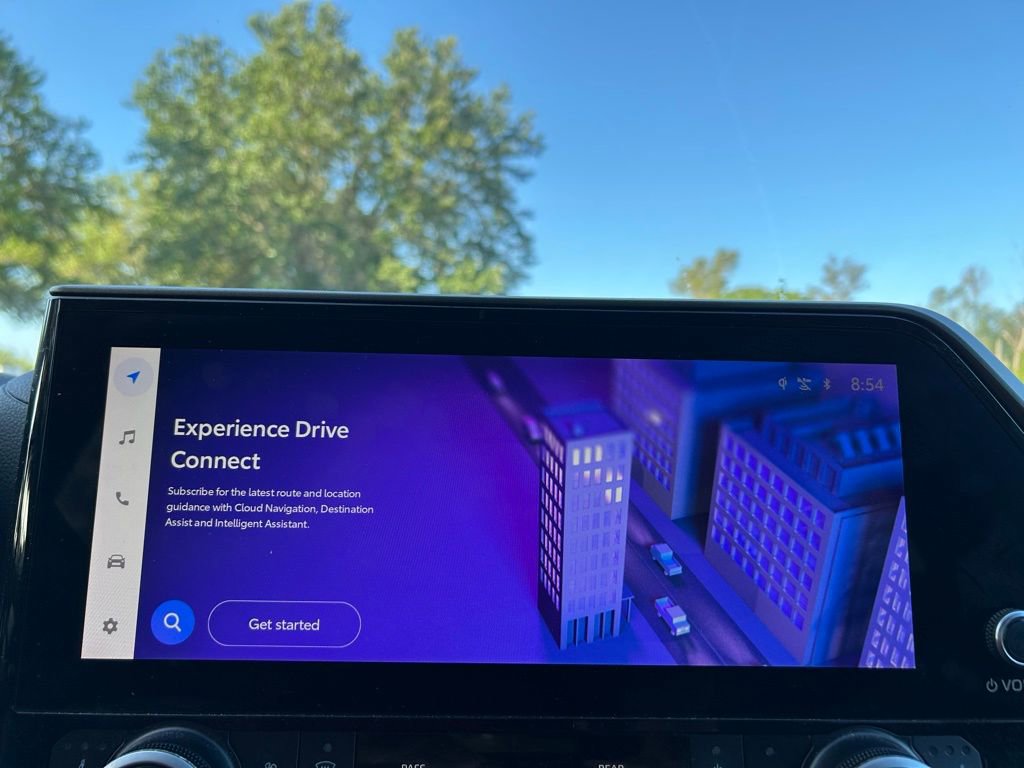 Used 2024 Toyota Highlander XLE image 23