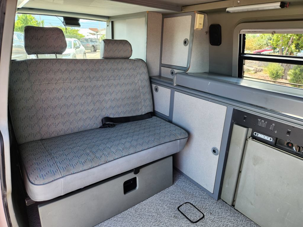 Used 1995 Volkswagen Eurovan Camper FWD image 17