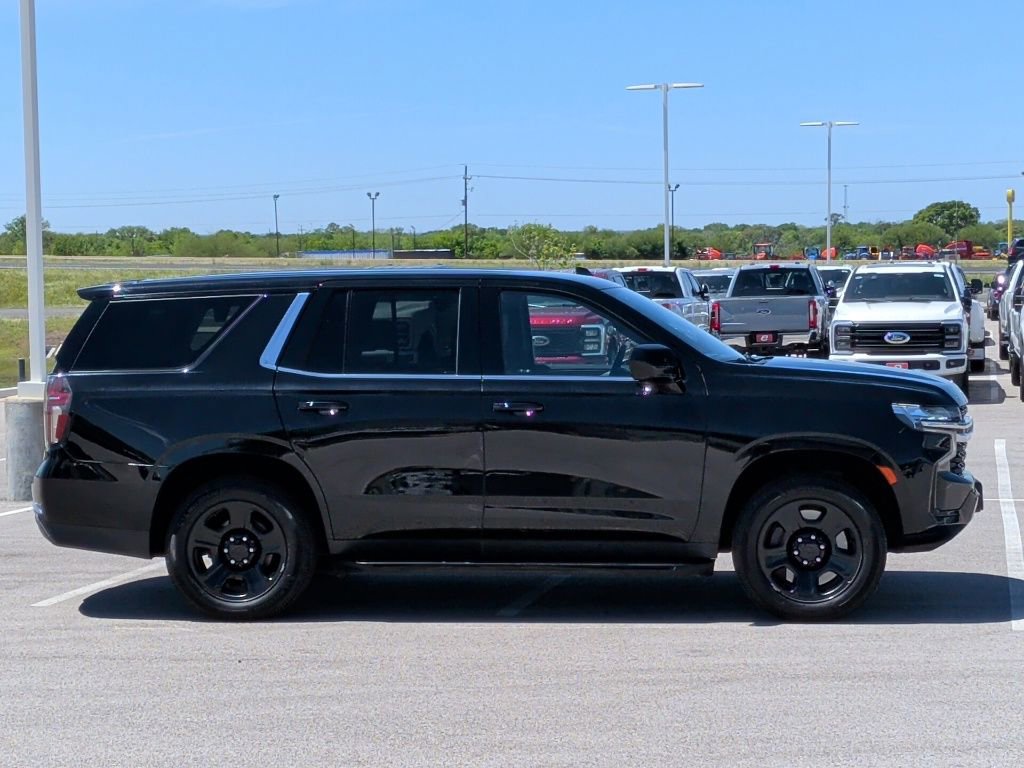 Used 2023 Chevrolet Tahoe 2WD w/ 1FL Safety Package image 9