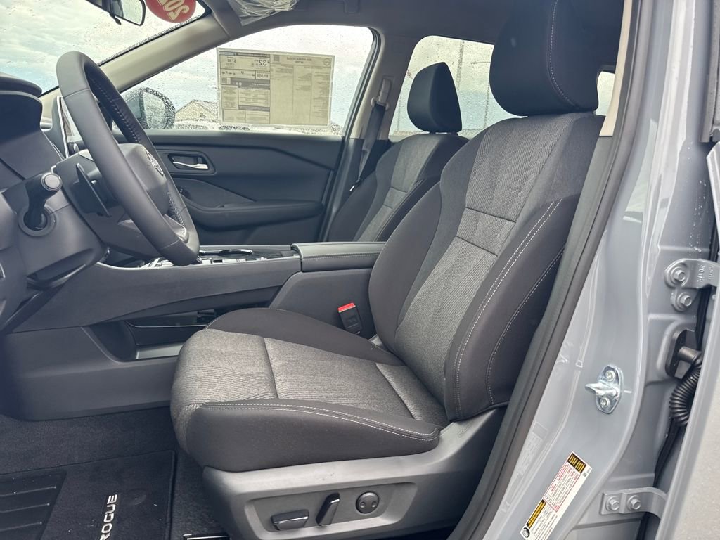 New 2026 Nissan Rogue SV image 14