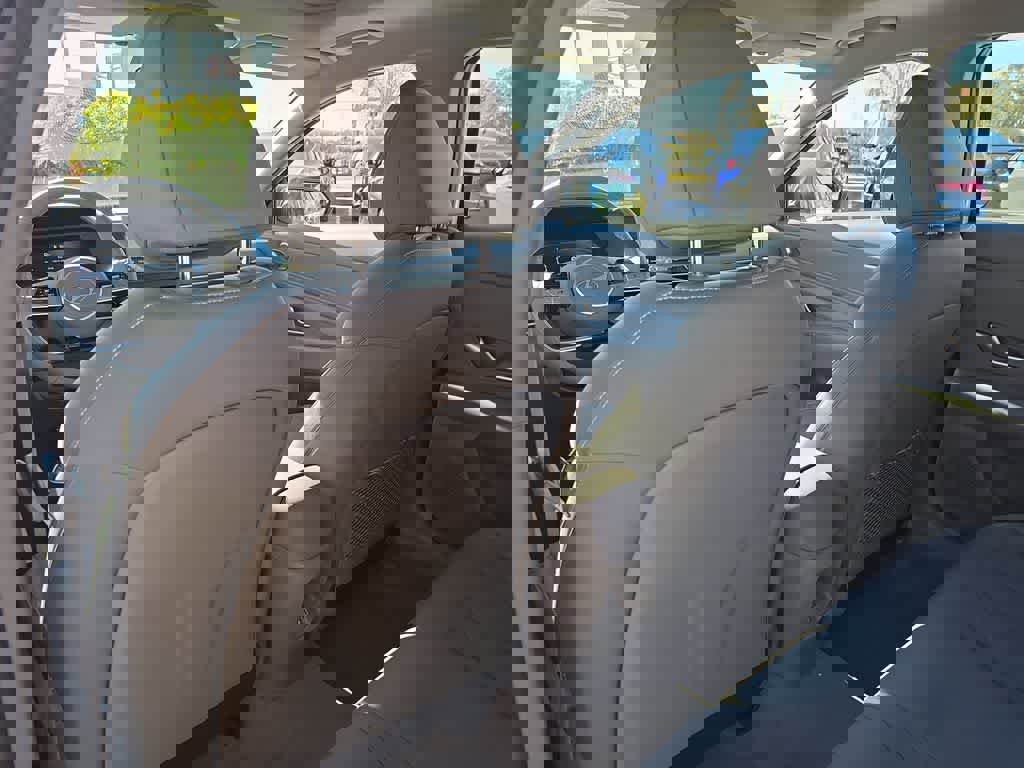 New 2026 Hyundai Elantra SEL Sport Premium image 19