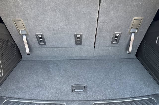 Used 2025 Chevrolet Tahoe LT AWD/4WD image 16