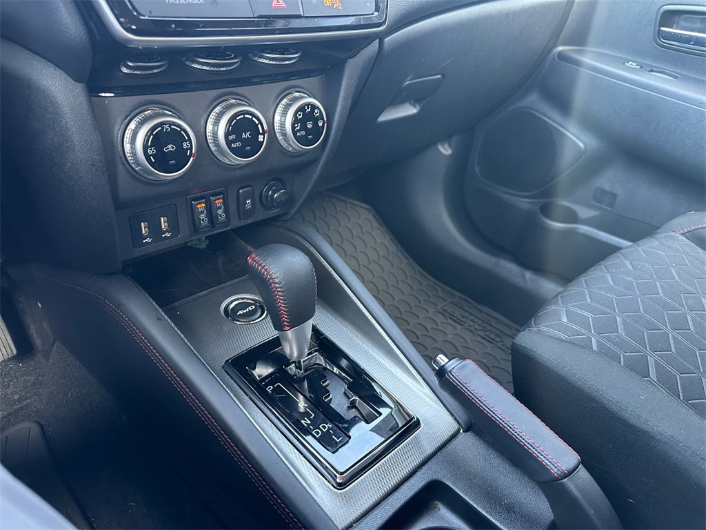 Used 2024 Mitsubishi Outlander Sport LE image 21