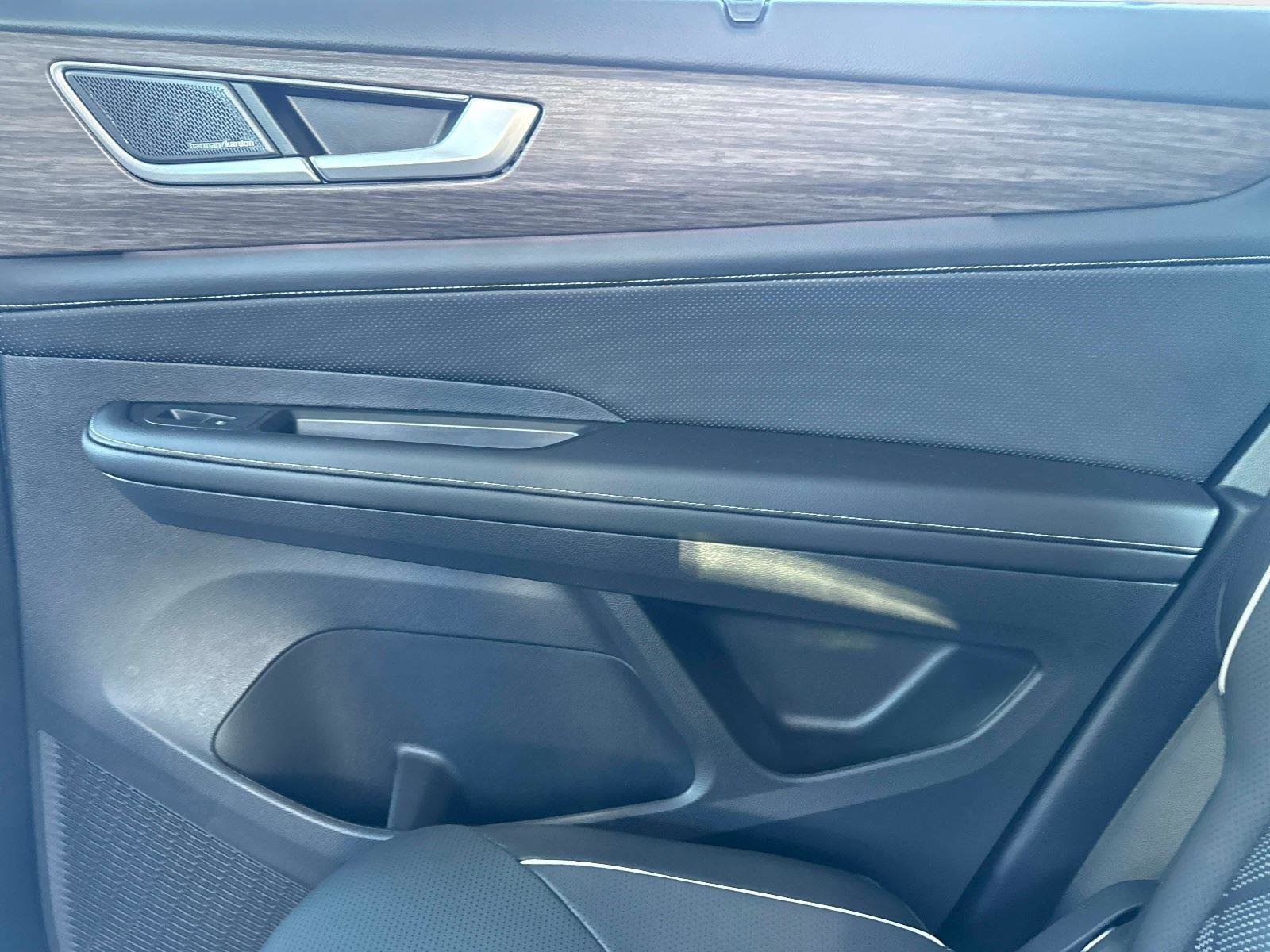 New 2026 Volkswagen Atlas SEL Premium R-Line image 10