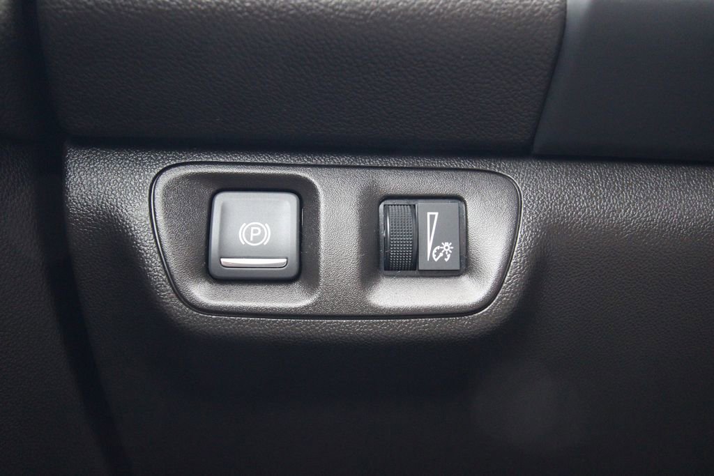 Used 2023 GMC Acadia SLE w/ Driver Convenience Package image 22