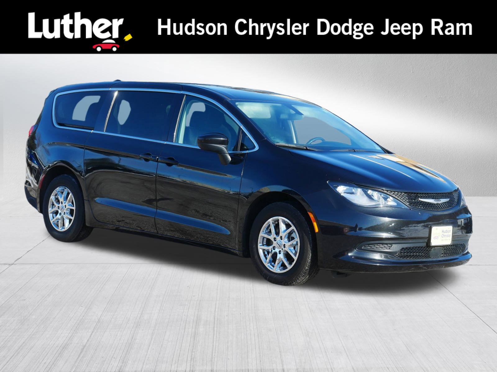 Used 2022 Chrysler Voyager LX