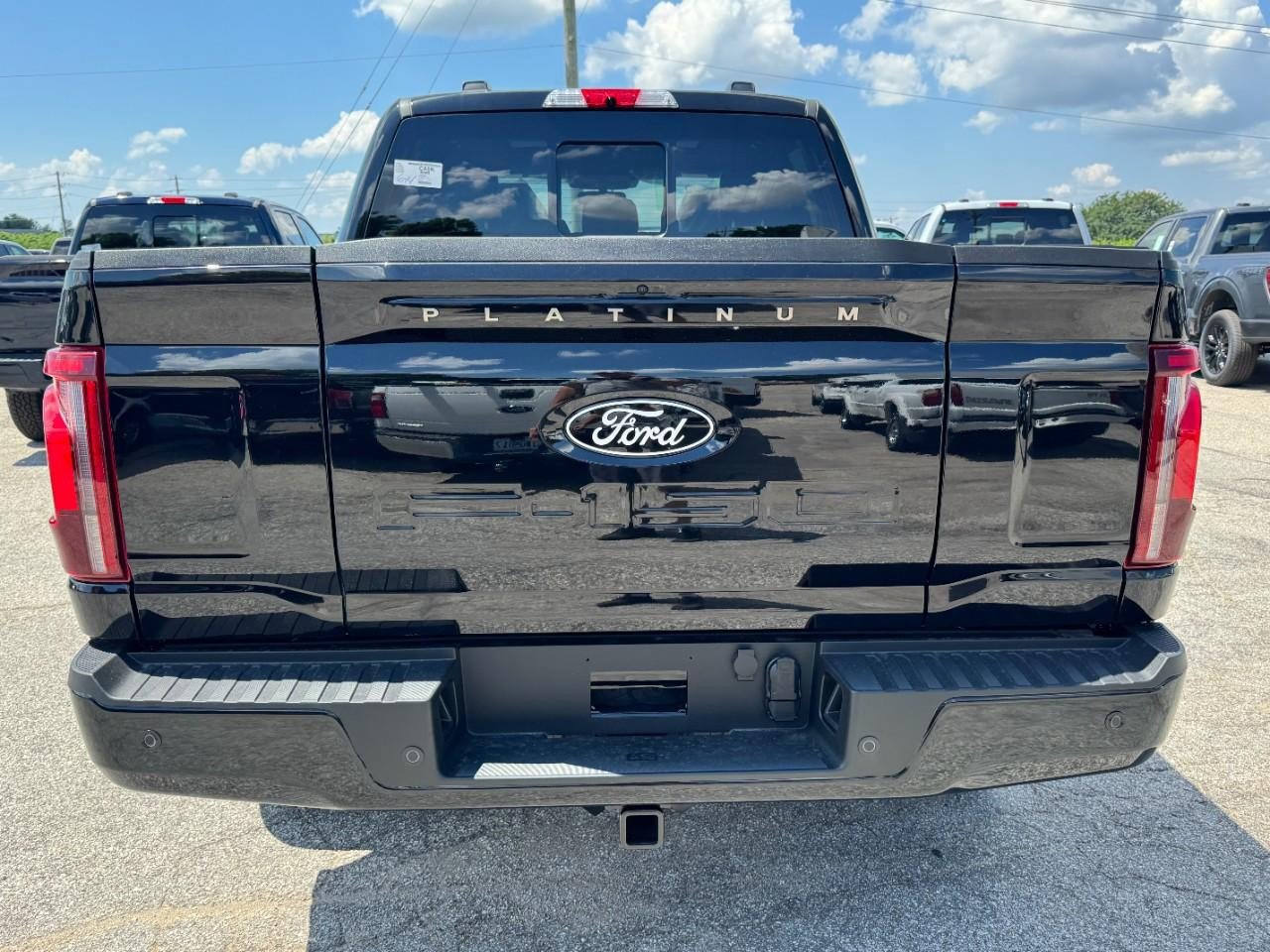 New 2025 Ford F150 Platinum w/ Equipment Group 702A High image 4