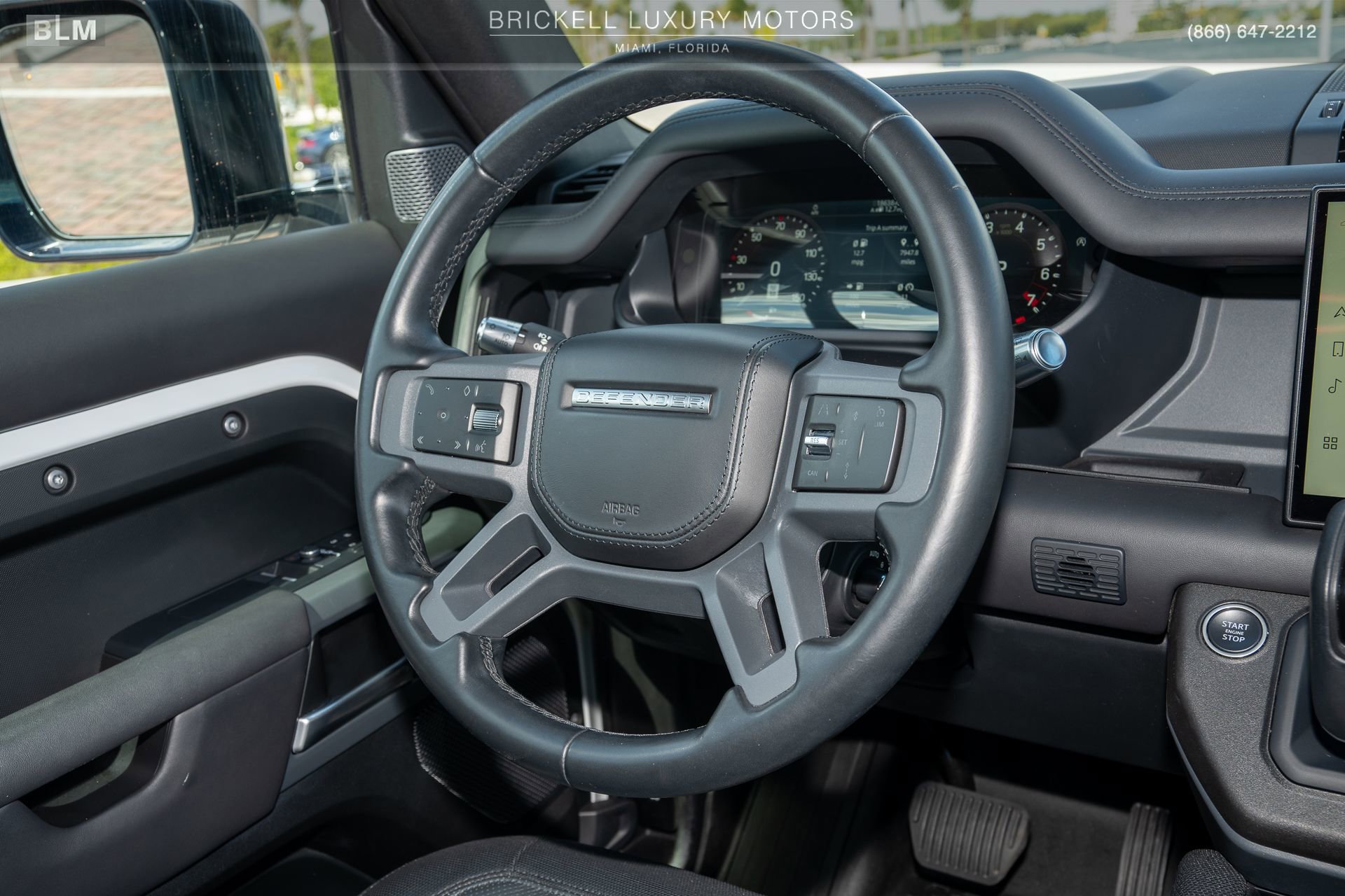 Used 2022 Land Rover Defender 90 X-Dynamic HSE image 19