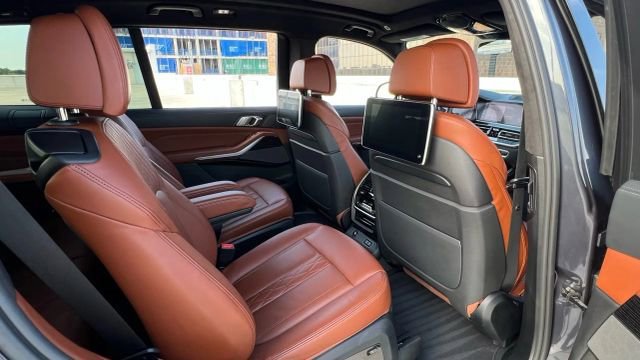 Used 2020 BMW X7 M50i image 73