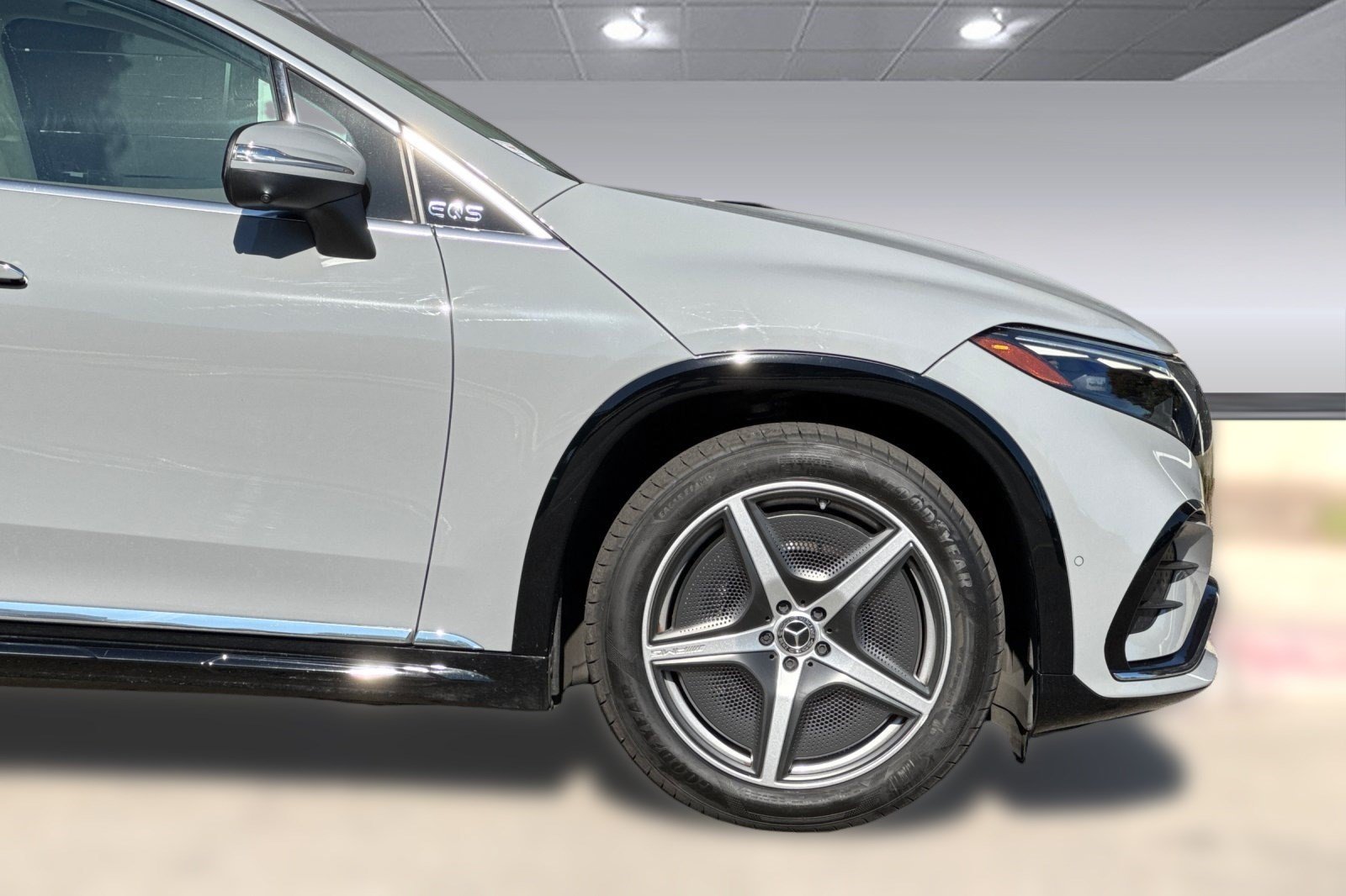 Certified 2023 Mercedes-Benz EQS 580 4MATIC SUV image 36