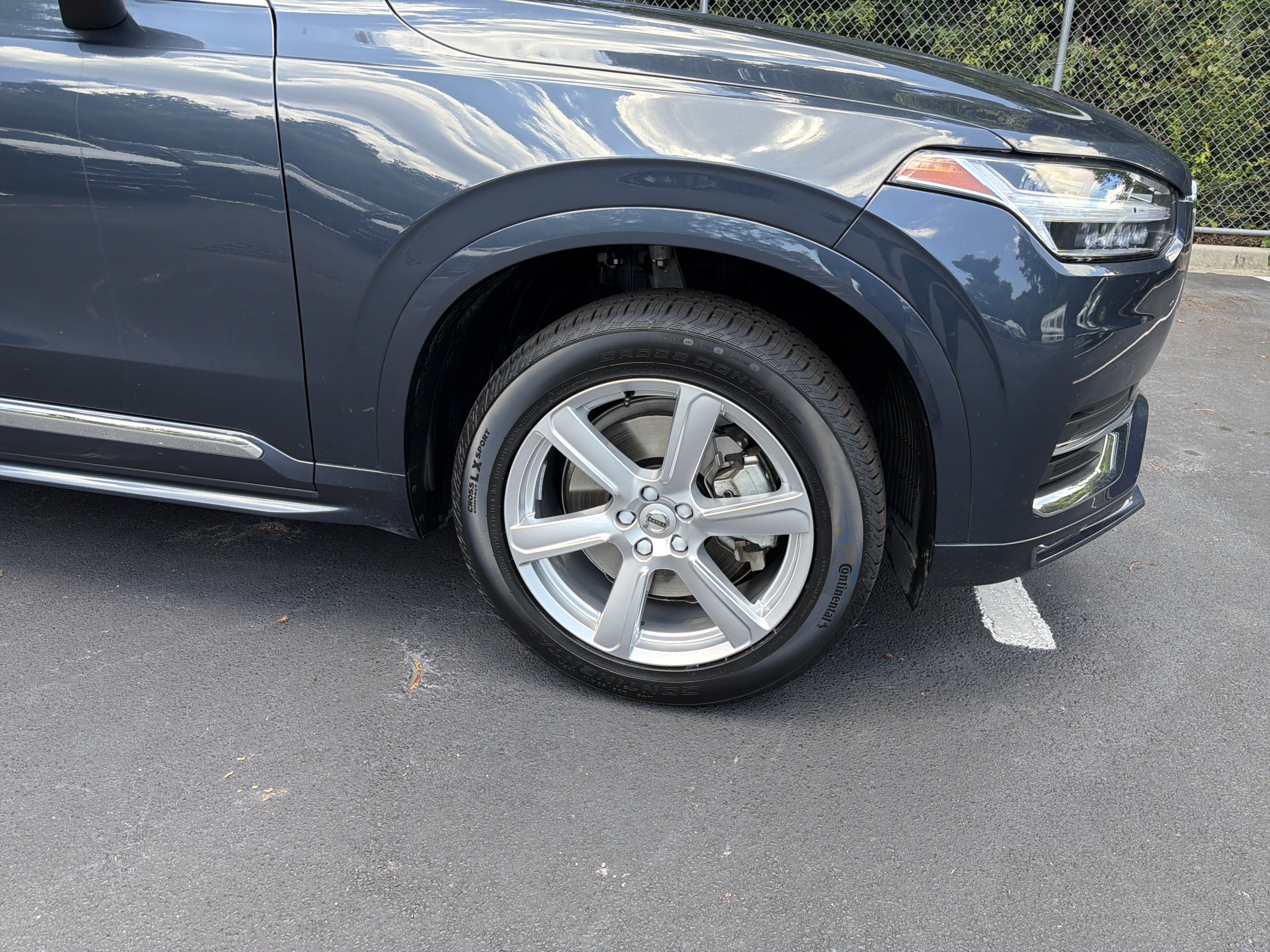 Certified 2024 Volvo XC90 B5 Core w/ Protection Package AWD/4WD image 13