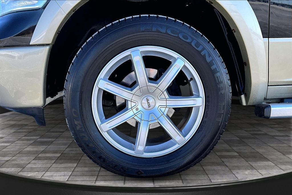 Used 2013 RAM 1500 Laramie Longhorn w/ Convenience Group image 9