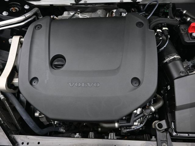 Used 2023 Volvo XC60 B6 Ultimate w/ Climate Package image 38