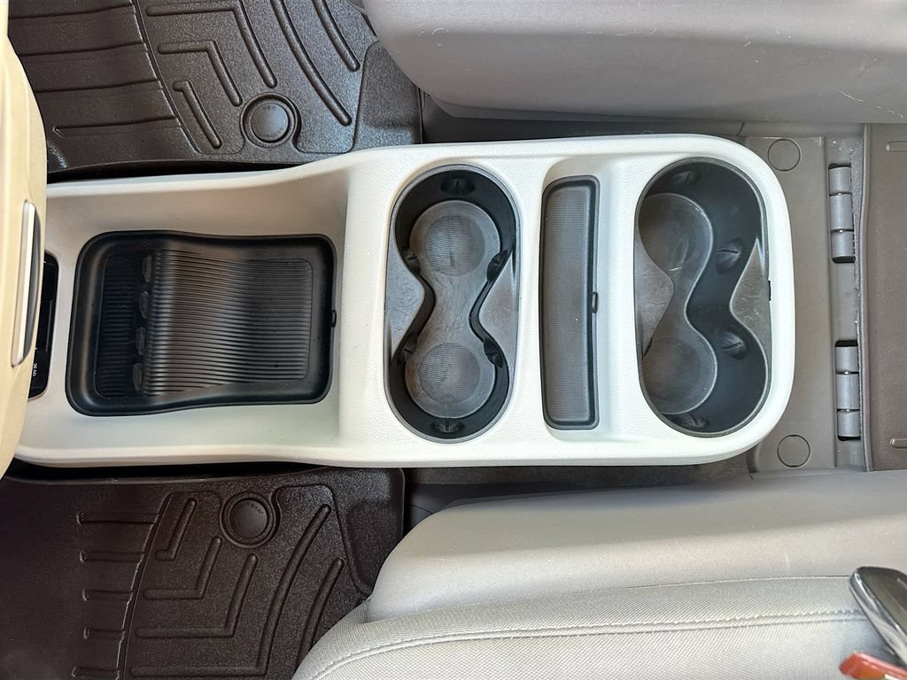 Used 2017 Chrysler Pacifica Touring FWD image 25