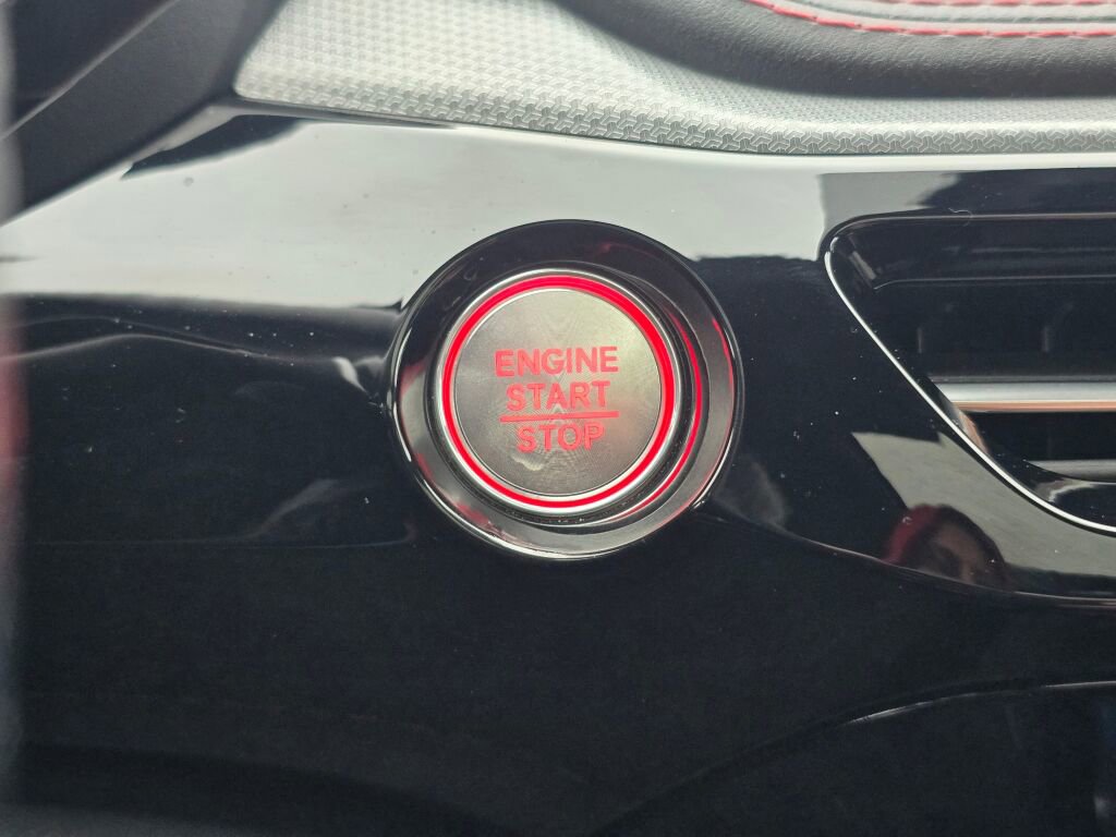 Used 2022 Acura MDX A-Spec image 32