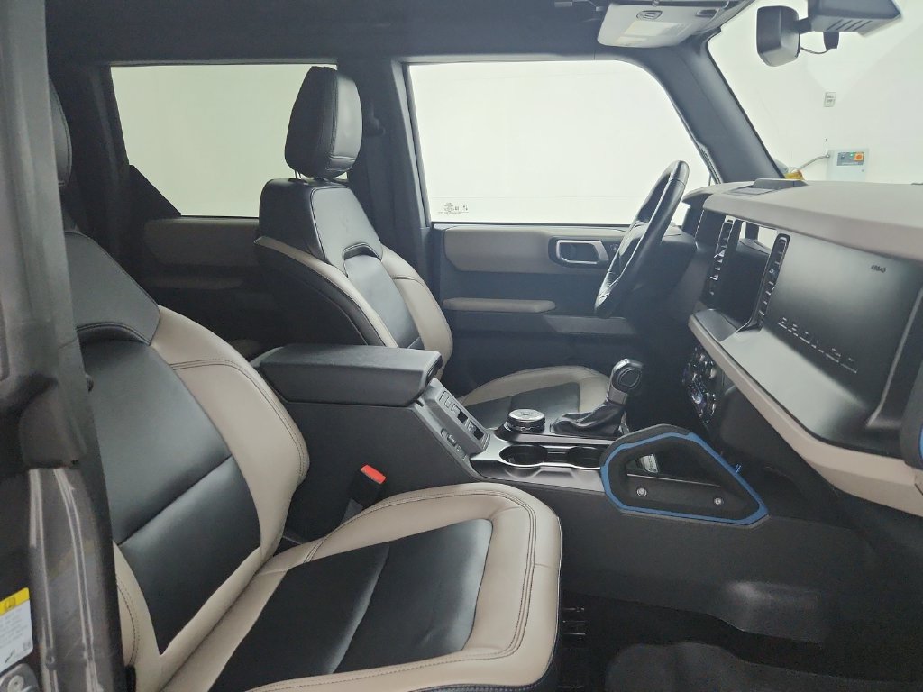 Used 2023 Ford Bronco Wildtrak AWD/4WD image 36
