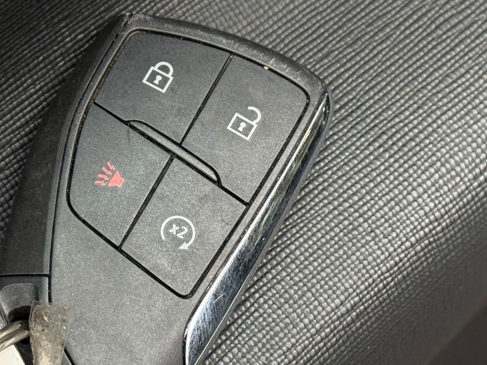 Used 2025 Chevrolet Equinox LT image 22