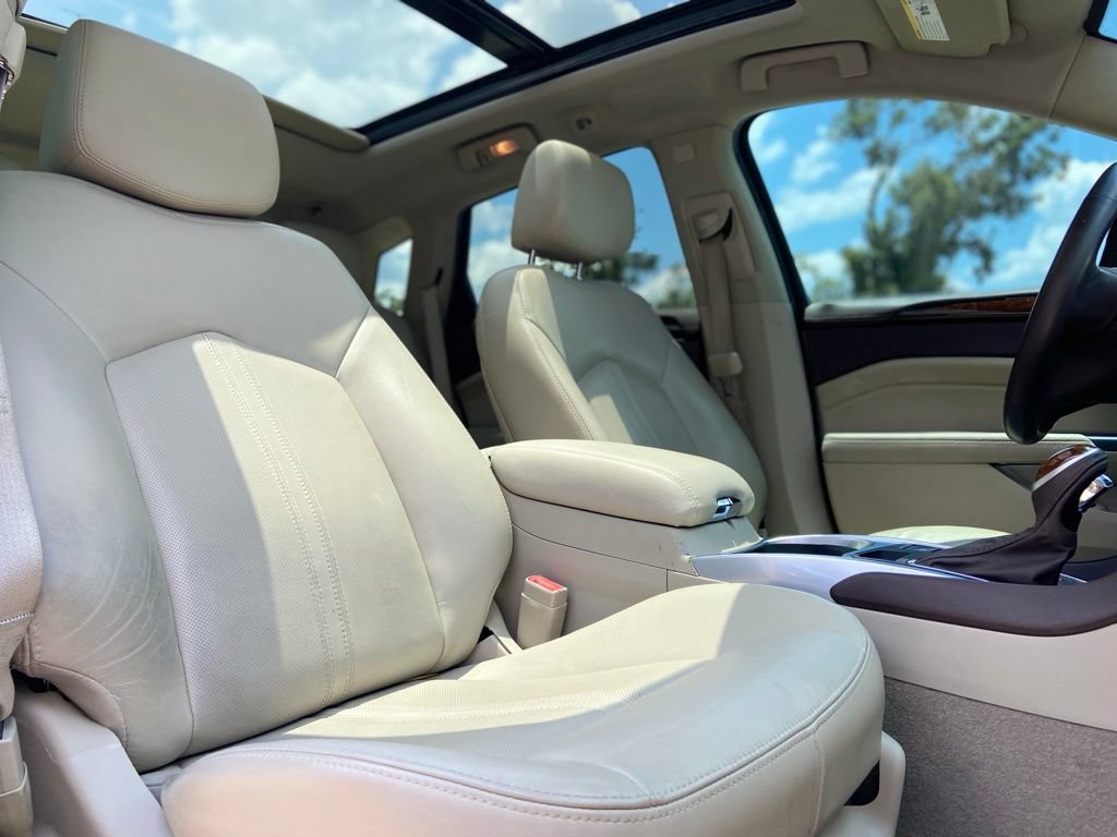 Used 2016 Cadillac SRX Performance w/ Driver Awareness Package FWD image 18