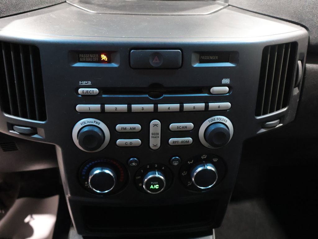 Used 2008 Mitsubishi Endeavor LS AWD/4WD image 24