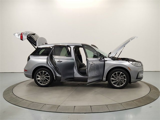 Used 2024 Lincoln Corsair Grand Touring image 17