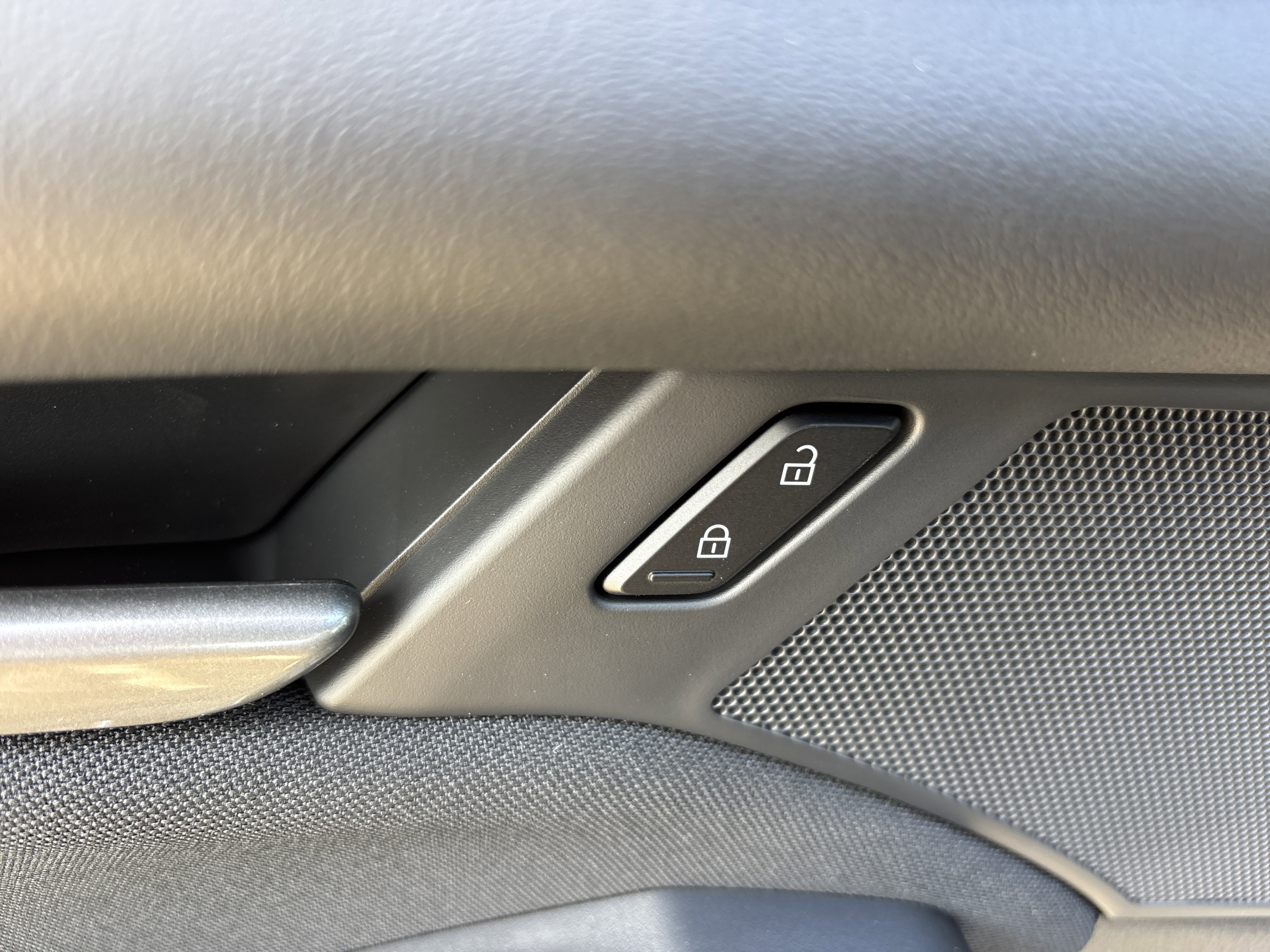 New 2026 MAZDA MAZDA3 s image 19