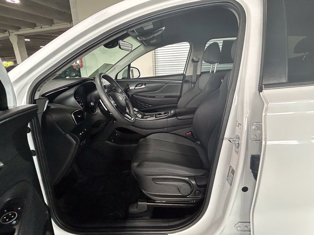 Used 2023 Hyundai Santa Fe SE AWD/4WD image 16
