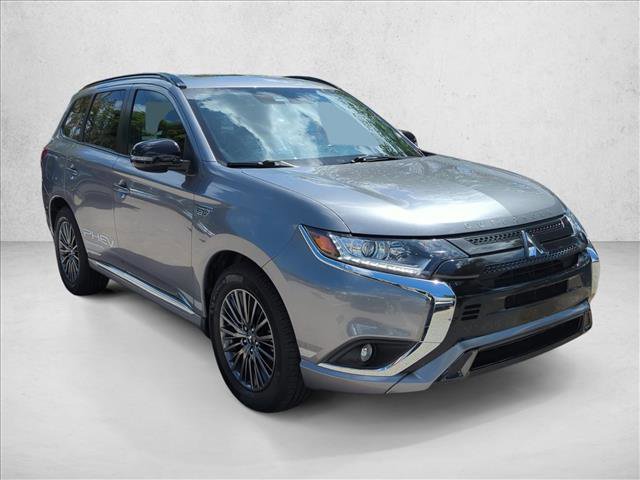 Used 2022 Mitsubishi Outlander LE video 3