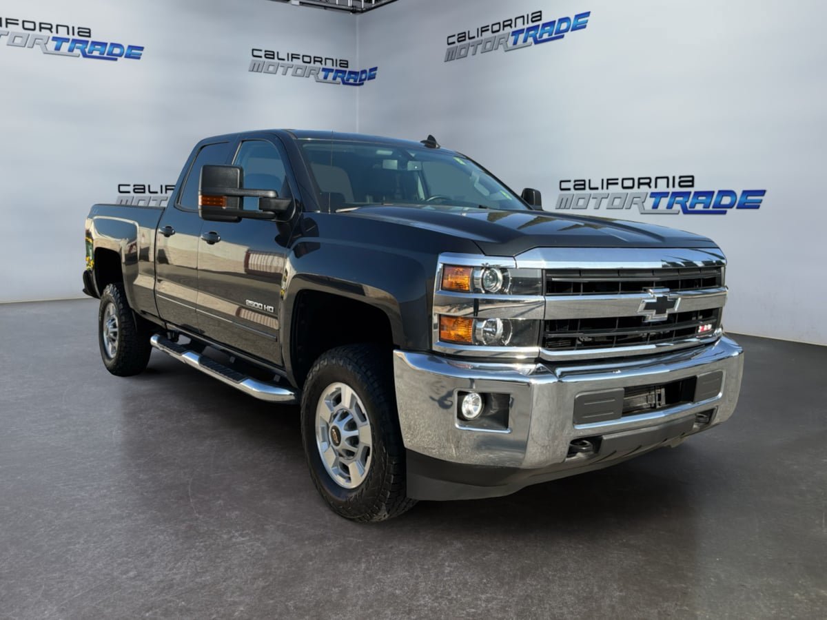 Used 2019 Chevrolet Silverado 2500 LT w/ LT Convenience Package AWD/4WD image 3