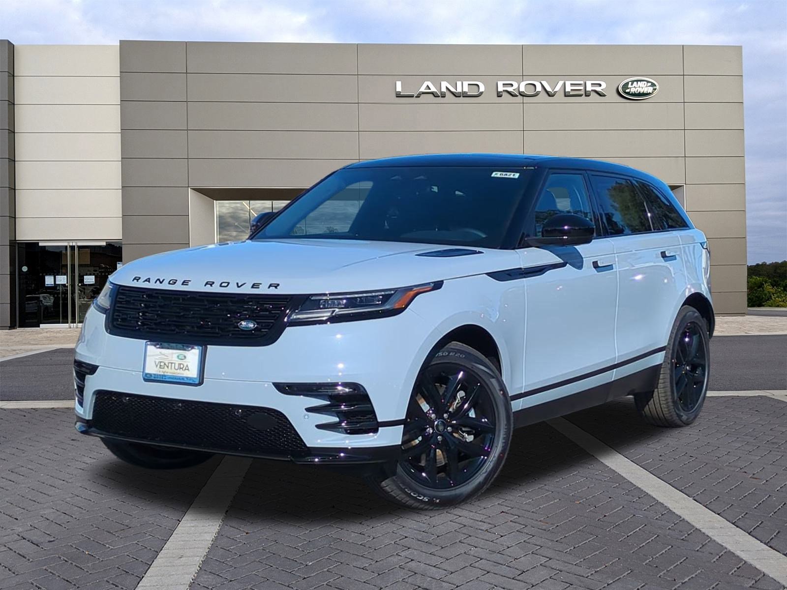 New 2025 Land Rover Range Rover Velar Dynamic SE image 1