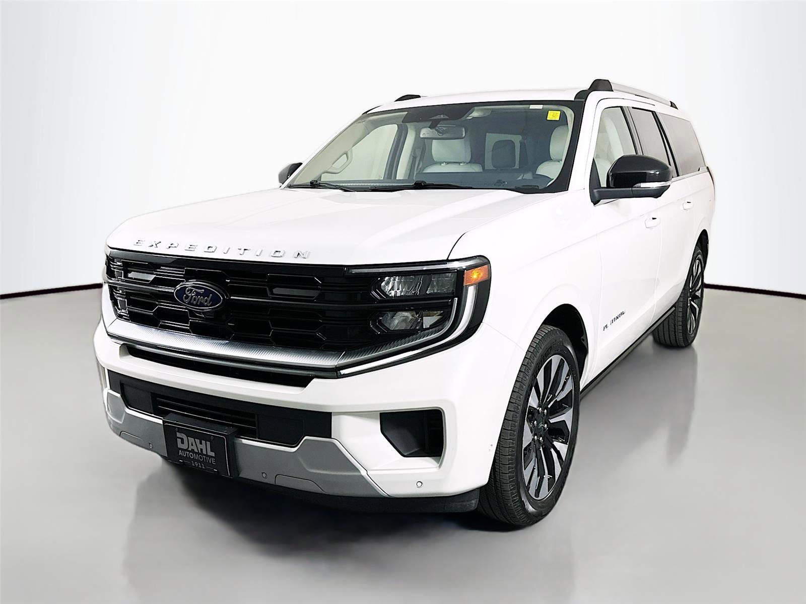 Used 2025 Ford Expedition Max Platinum w/ Driver's Package image 4