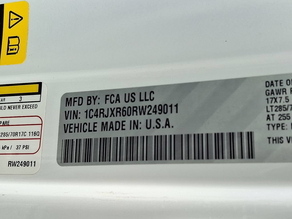 Used 2024 Jeep Wrangler Unlimited Rubicon 4xe AWD/4WD image 27