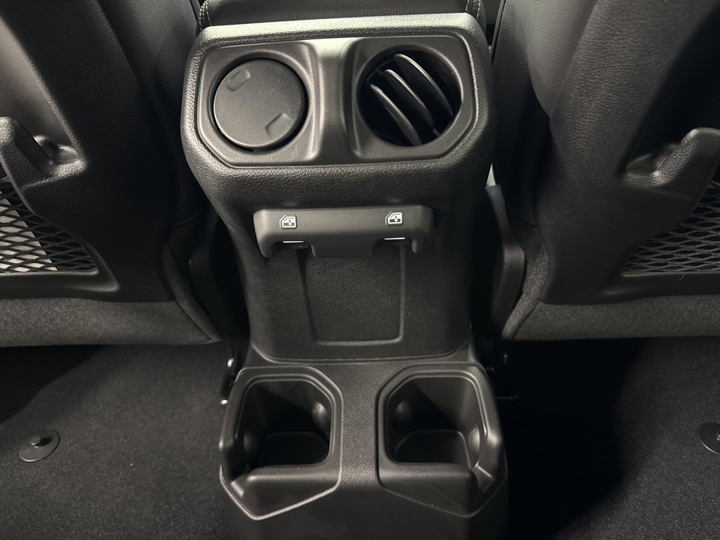New 2026 Jeep Gladiator Sport AWD/4WD image 13