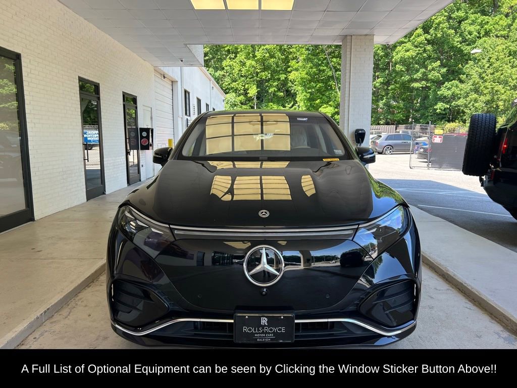 Used 2023 Mercedes-Benz EQS 580 4MATIC SUV w/ Exclusive Trim Package image 2