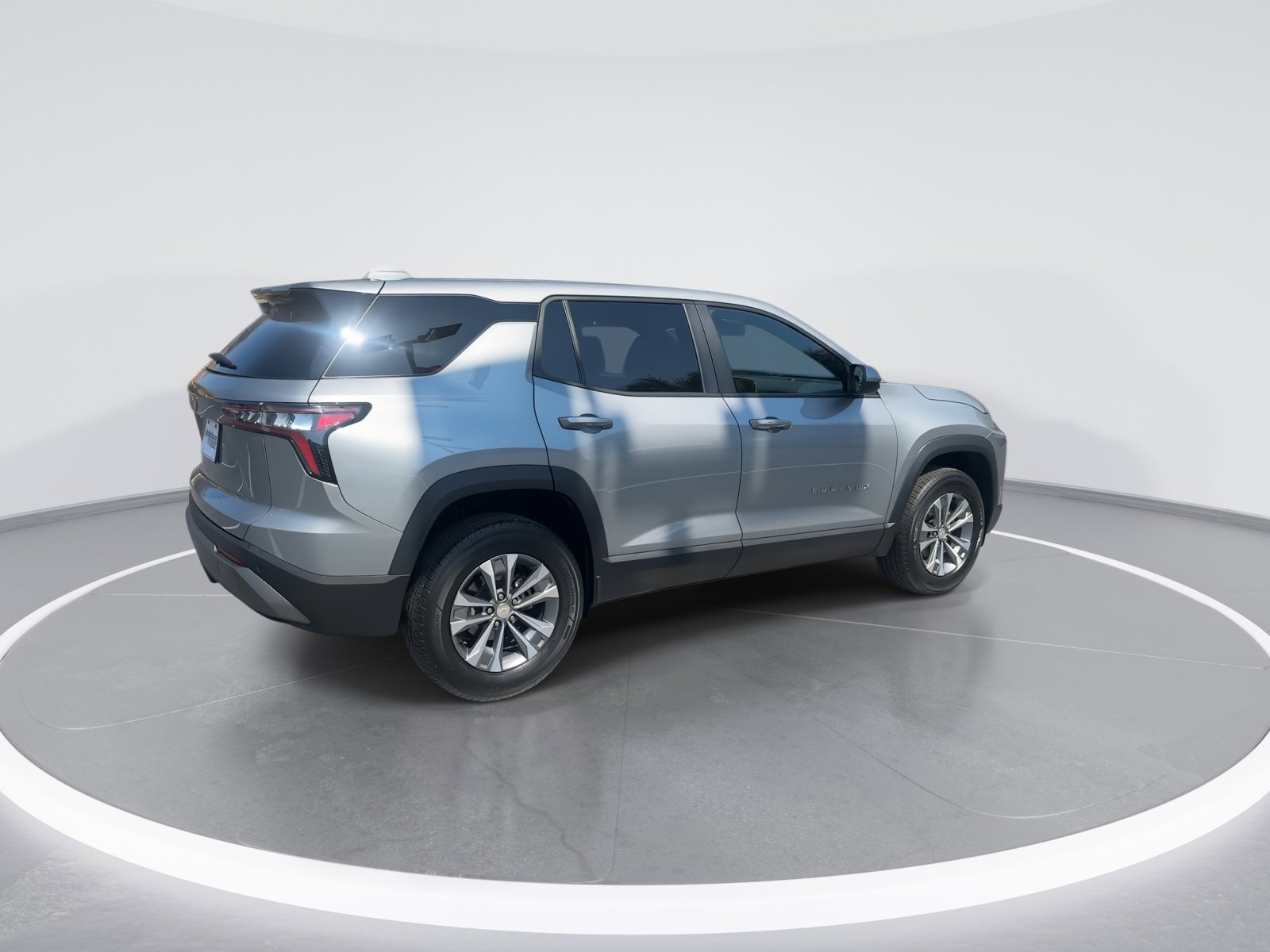 Used 2025 Chevrolet Equinox LT image 9