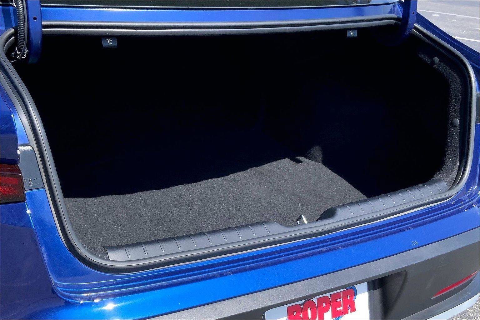 Used 2025 Kia K4 EX image 25