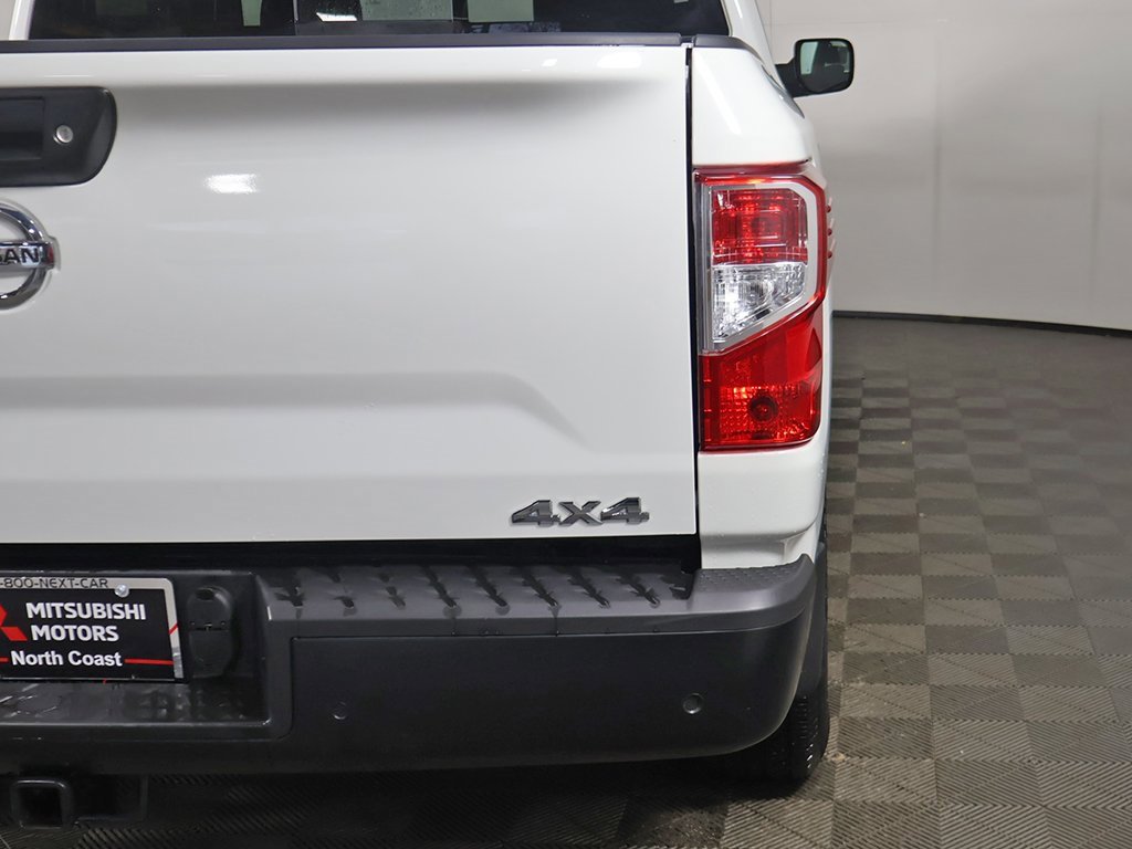 Used 2022 Nissan Titan S w/ S Utility Package image 14