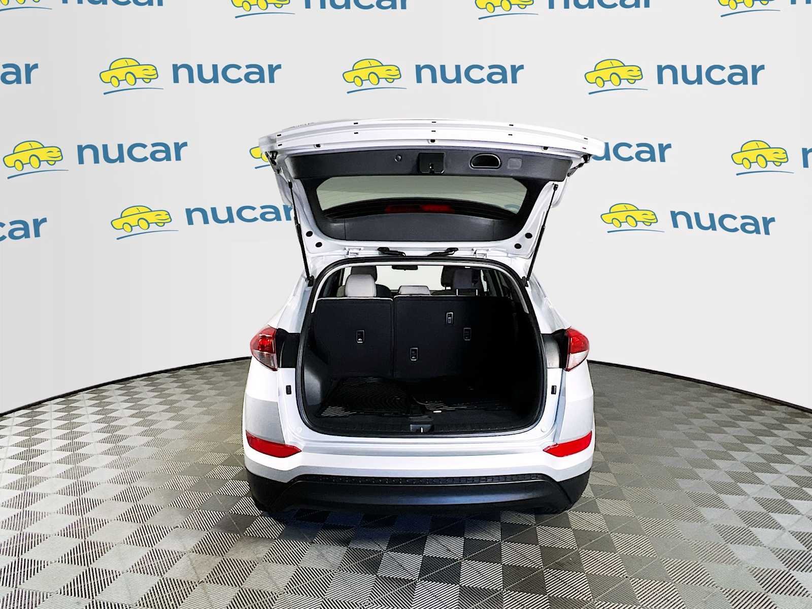 Used 2017 Hyundai Tucson SE AWD/4WD image 24