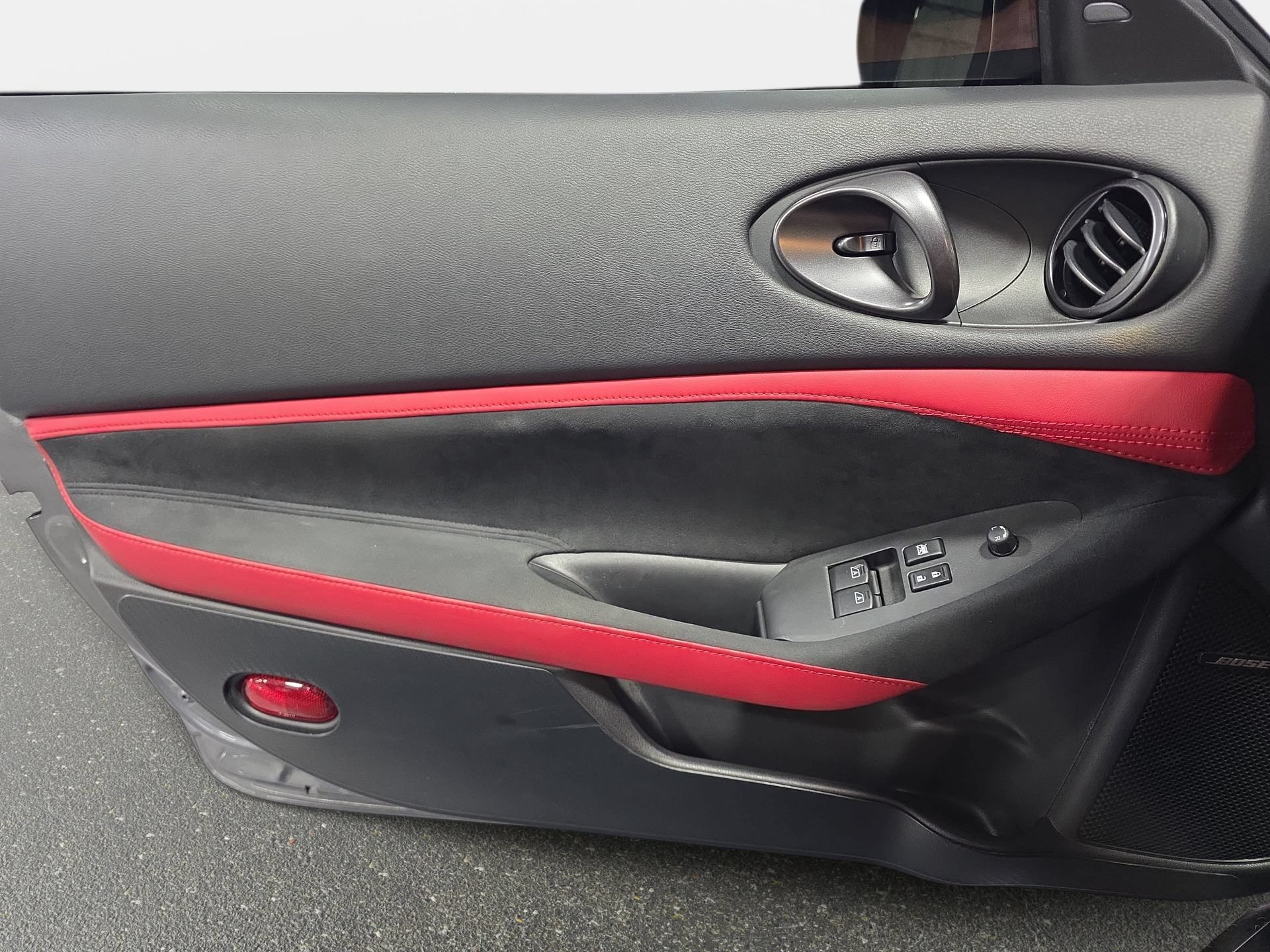 Used 2024 Nissan Z Performance w/ Floor Mat Package RWD image 23