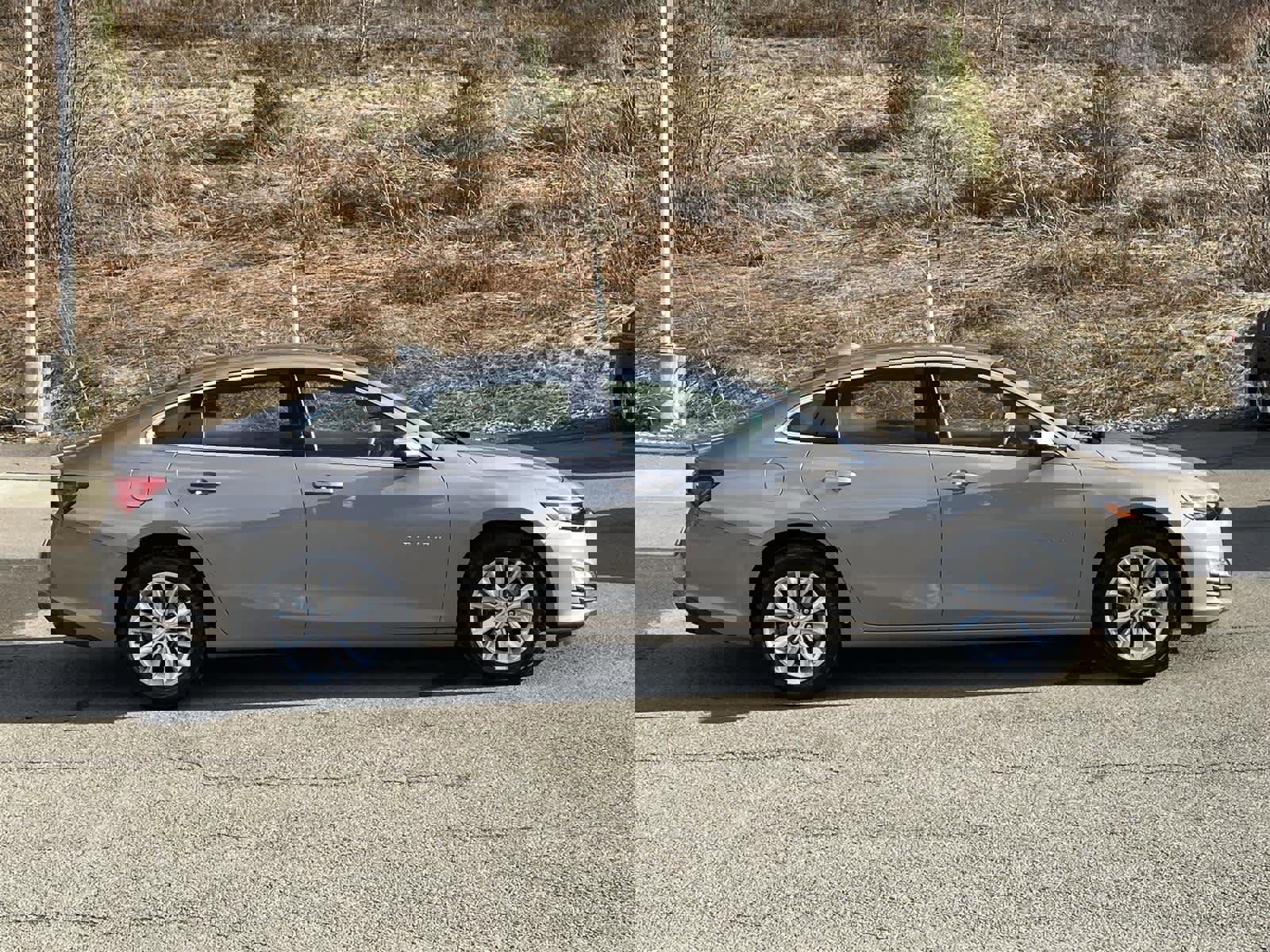 Used 2023 Chevrolet Malibu LT image 6