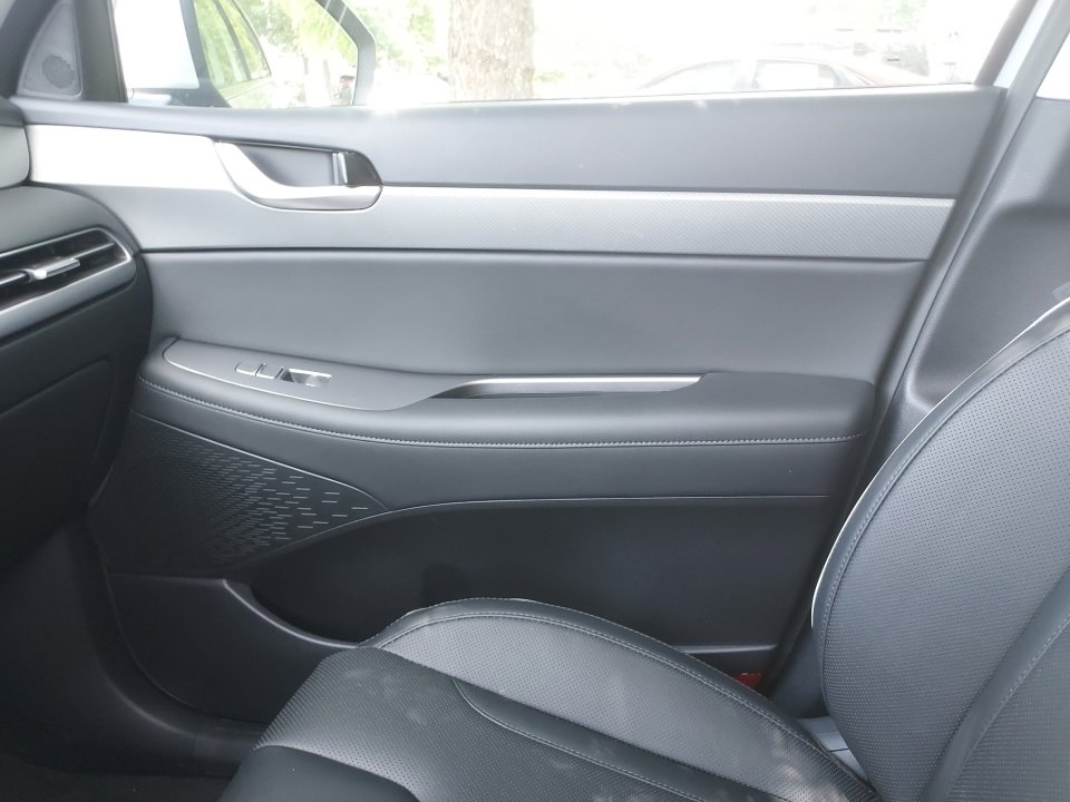 Certified 2025 Hyundai Palisade SEL image 34