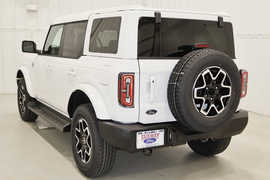 New 2025 Ford Bronco Outer Banks image 6