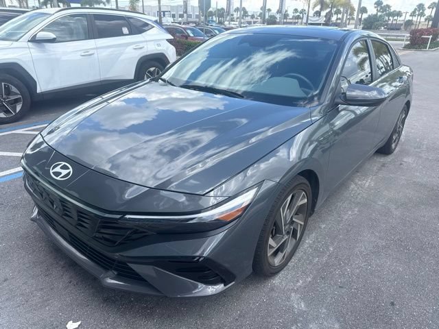 Used 2025 Hyundai Elantra SEL