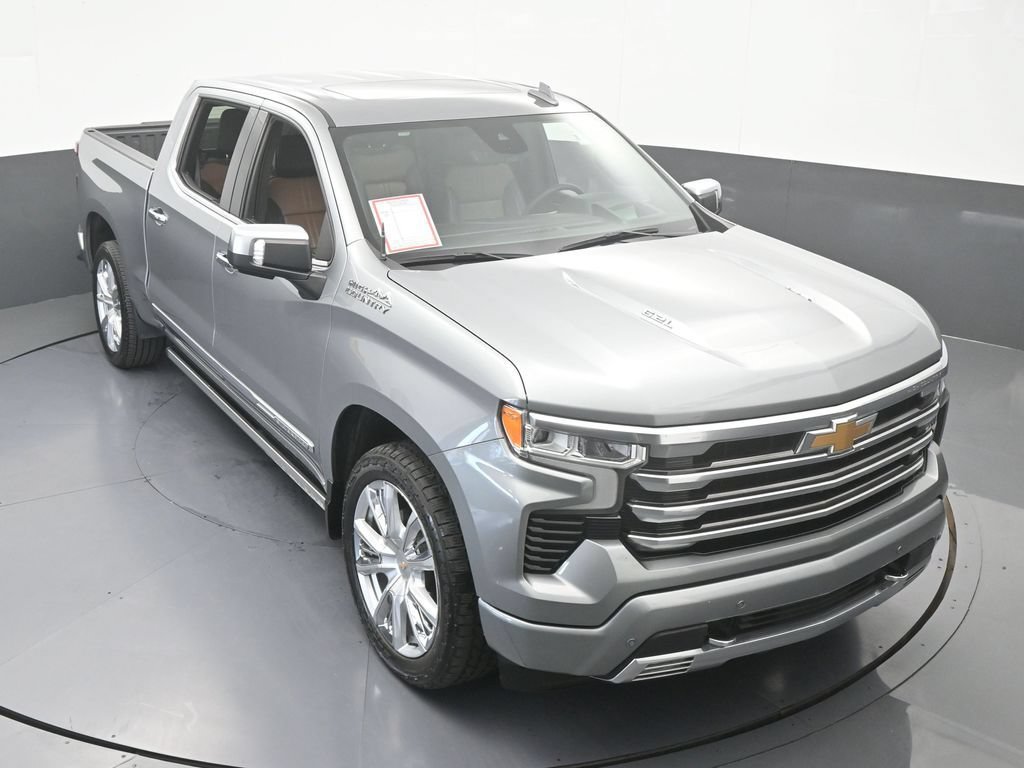Used 2024 Chevrolet Silverado 1500 High Country w/ Technology Package AWD/4WD image 65