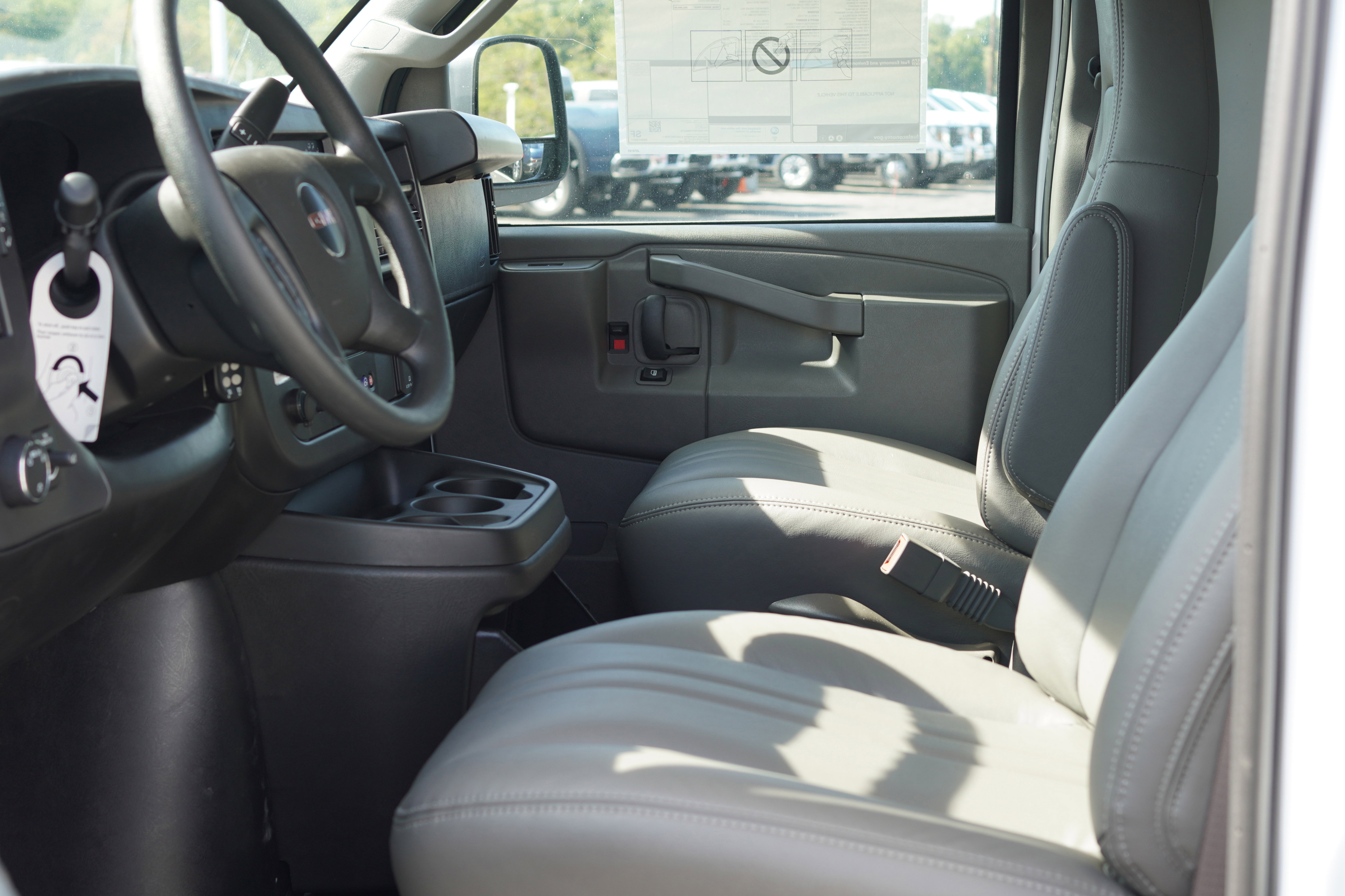 New 2025 GMC Savana 3500 w/ Power Convenience Package image 19